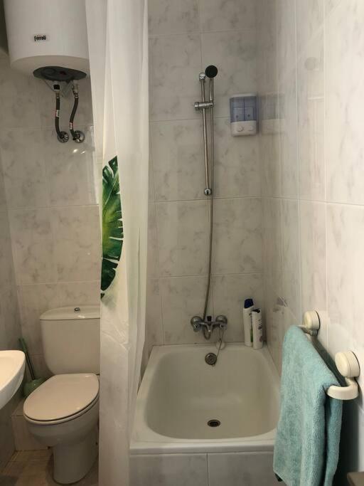 Apartamento Sol Y Luna Almeria Ngoại thất bức ảnh