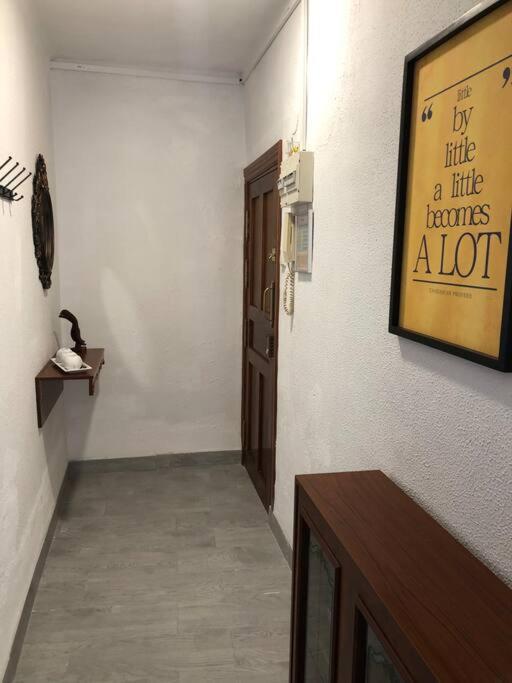 Apartamento Sol Y Luna Almeria Ngoại thất bức ảnh