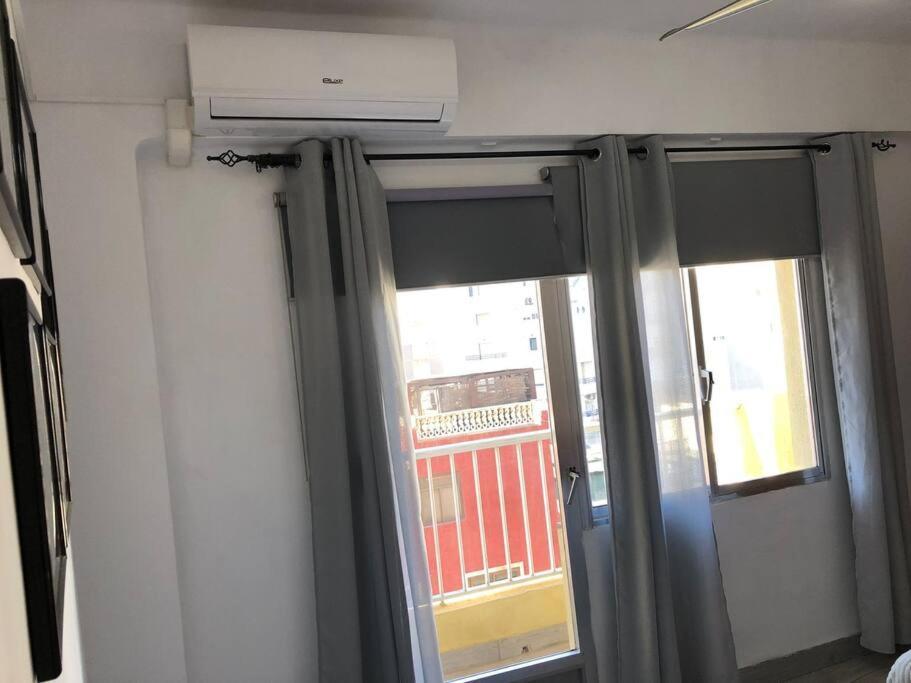Apartamento Sol Y Luna Almeria Ngoại thất bức ảnh